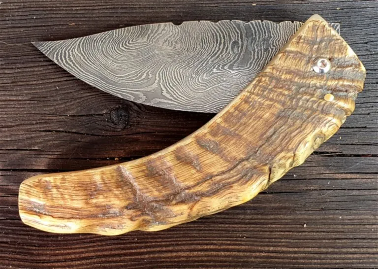 Couteau  corse Martelloni lame damas