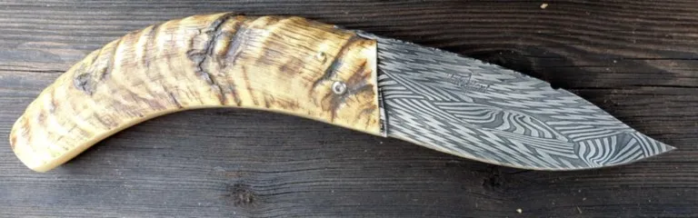 Couteau corse Martelloni lame damas mosaîque