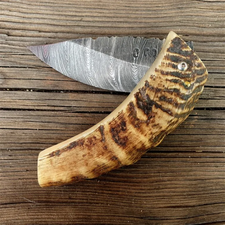 Couteau corse Martelloni lame damas