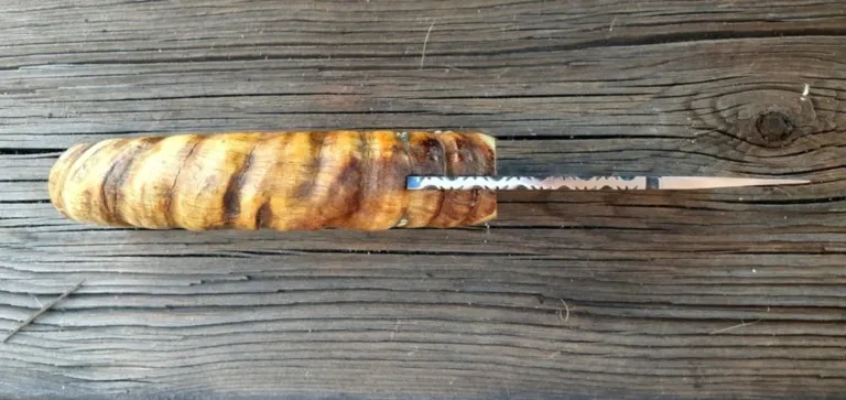 Couteau corse Martelloni Pliant Acier type curnicciolu Couteau corse Martelloni Pliant Acier type curnicciolu