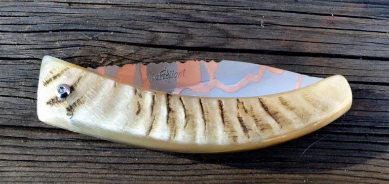 Couteau Corse Curnicciolu Lame acier et cuivre Couteau Corse Curnicciolu Lame acier et cuivre