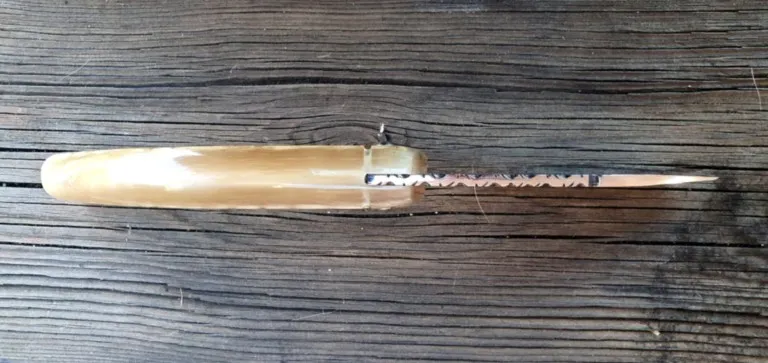 Couteau Corse Curnicciolu Lame acier et cuivre Couteau Corse Curnicciolu Lame acier et cuivre