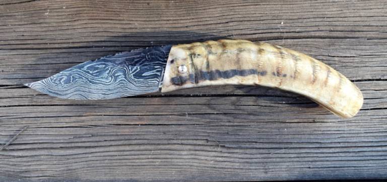 couteau corse Pliant Damas couteau corse Martelloni Pliant Damas