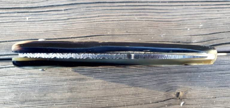 Couteau corse Martelloni lame damas mosaïque Couteau corse Martelloni lame damas mosaïque