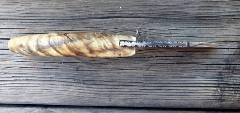 Couteau corse martelloni lame damas cuivre